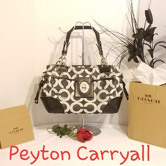 Coach Handbags - 💯 Authentic Coach Peyton Carryall J0926-14515